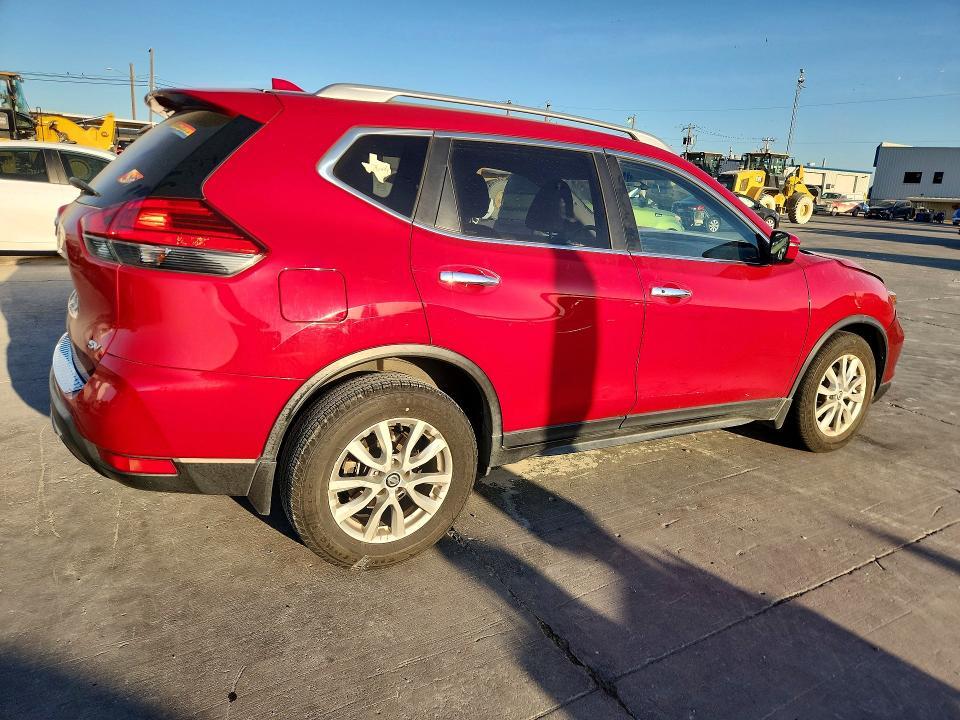 2017 Nissan Rogue sv