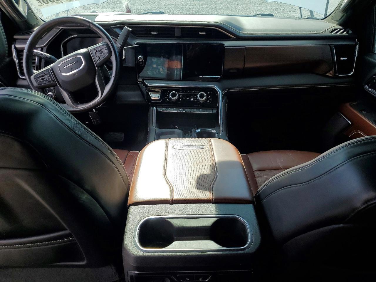 2024 GMC Sierra K3500 Denali Ultimate