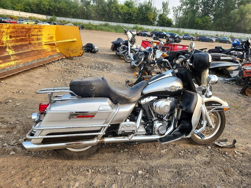 2003 Harley-Davidson Flhtcui Anniversary