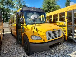 Camiones salvage sin ofertas aún a la venta en subasta: 2012 Freightliner 2012 Thomas SAF-T-LINER C2 School Bus