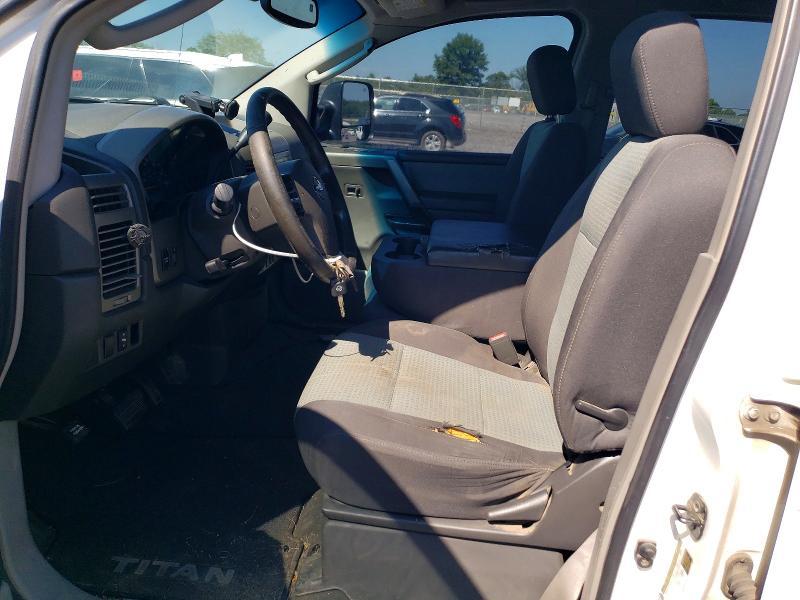 2004 Nissan Titan XE