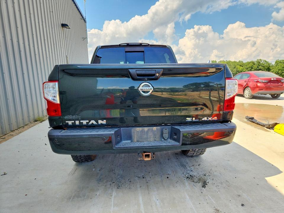 2019 Nissan Titan SL