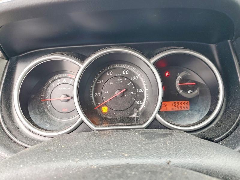 2011 Nissan Versa 1.8 s