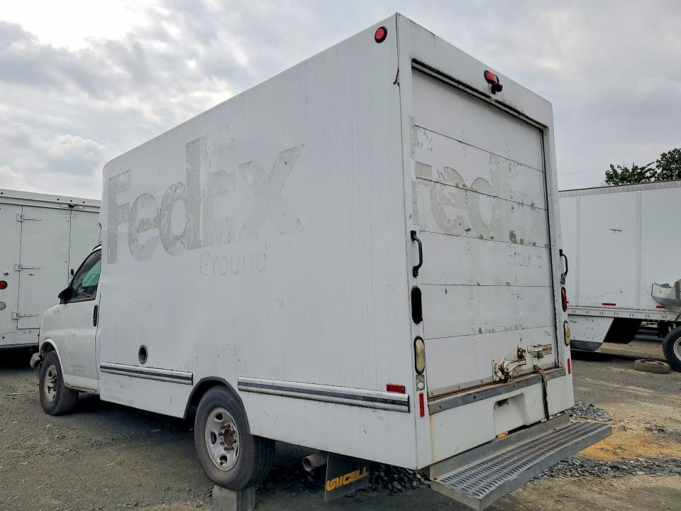 2010 Chevrolet Express Delivery Truck