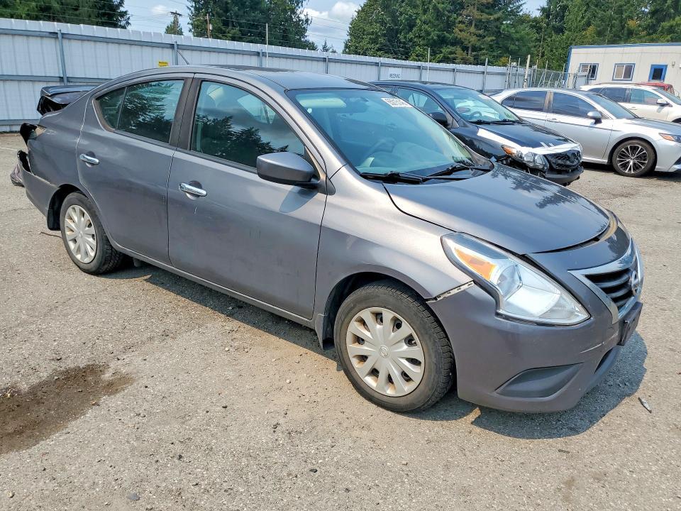 2016 Nissan Versa 1.6 sv