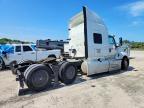 2023 International LT625