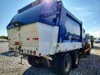 2016 Peterbilt 320