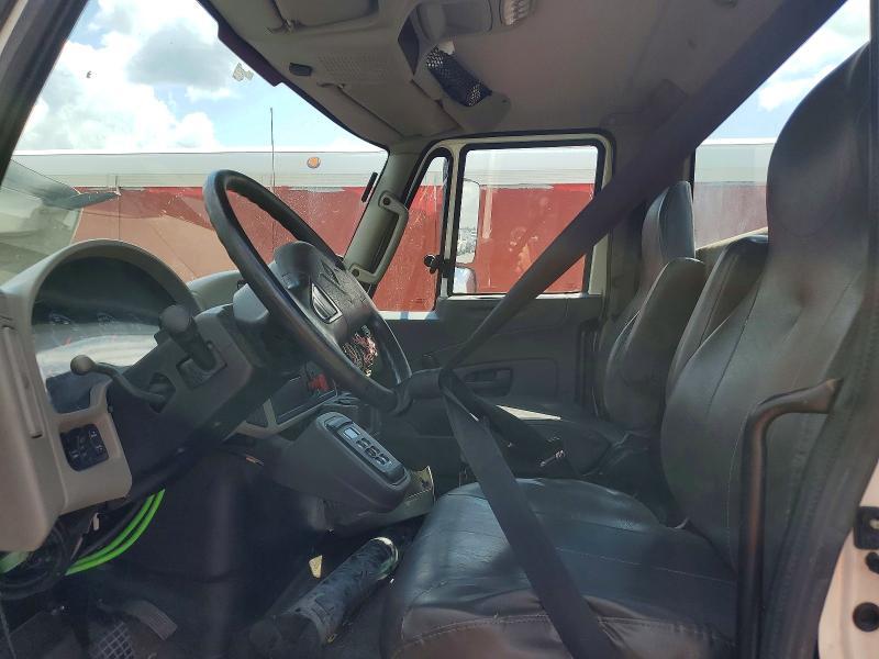 2018 International 4000 4400-Semi Truck