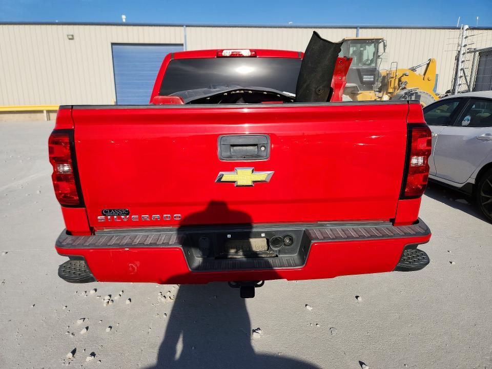 2018 Chevrolet Silverado K1500 Custom