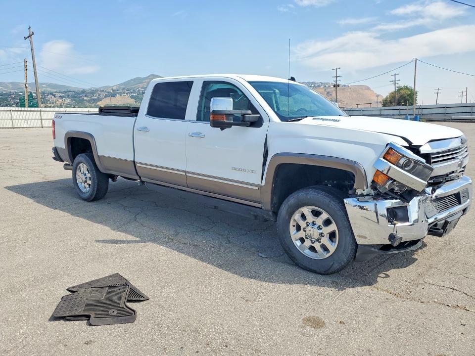 2015 Chevrolet Silverado K3500 LTZ