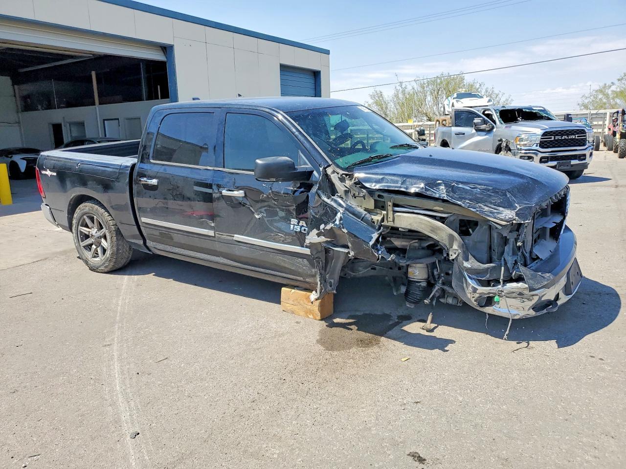 2014 Dodge RAM 1500 SLT