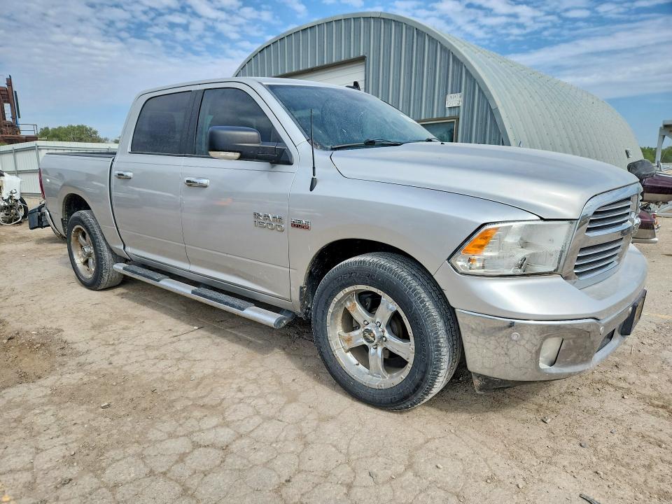 2016 Dodge Ram 1500 slt