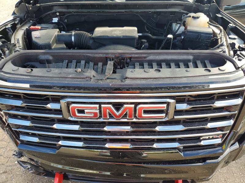2024 GMC Sierra K2500 AT4