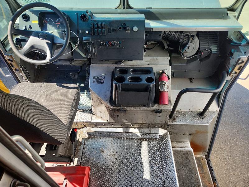 2021 Freightliner MT45G Chassis Delivery Truck
