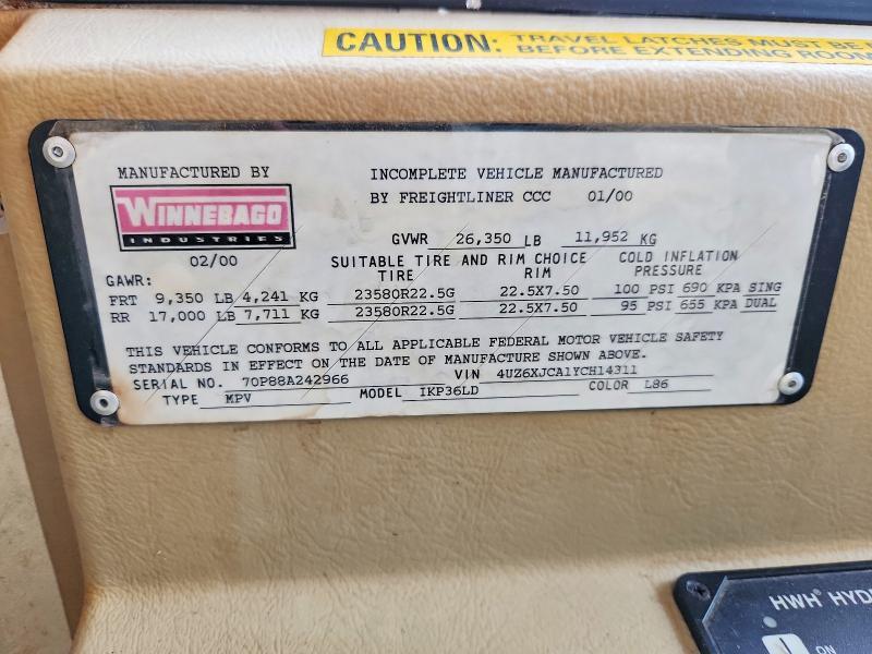 2000 Winnebago Horizon RV