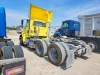 2016 International 8600 Semi Truck