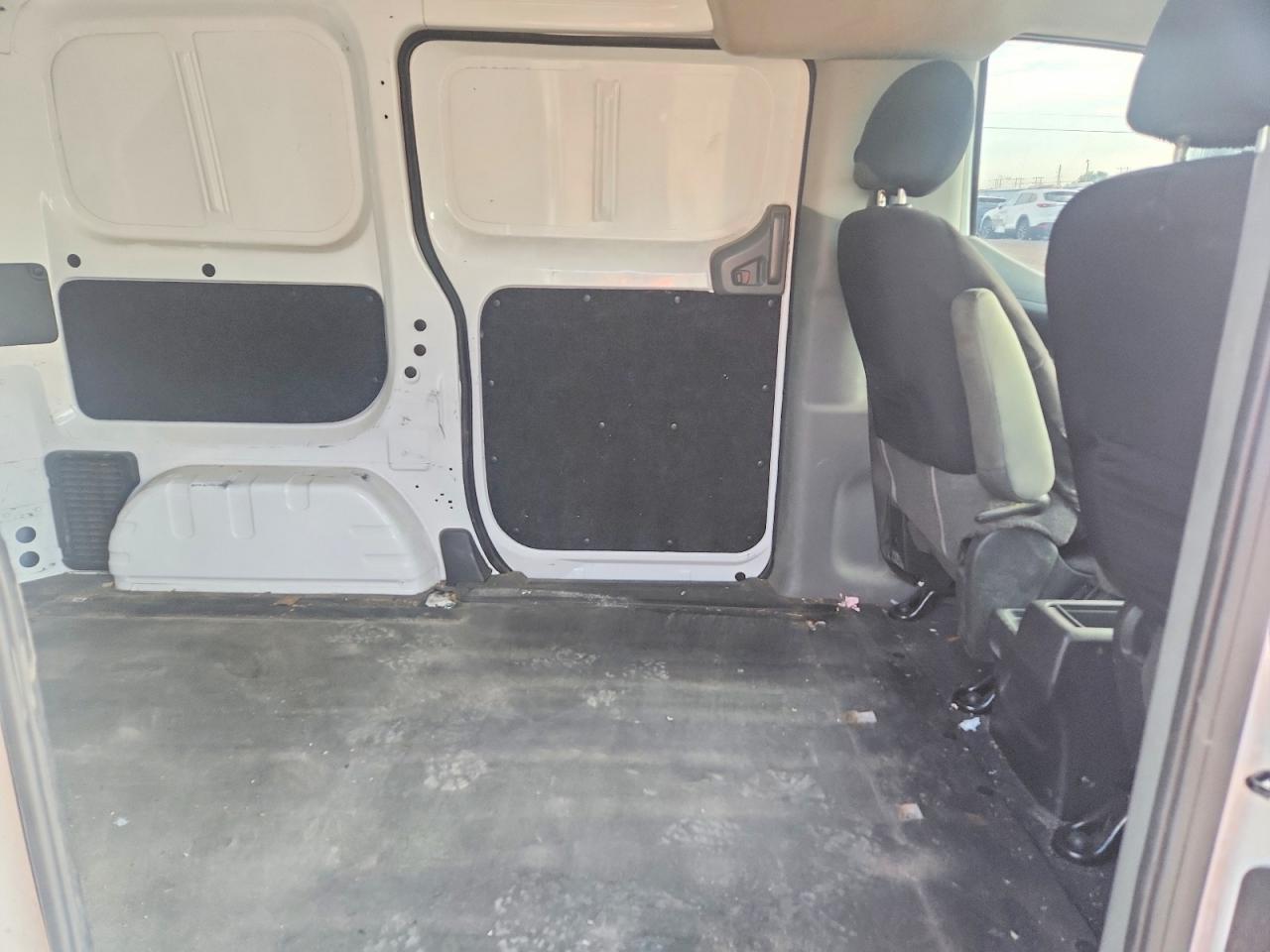 2013 Nissan NV200 S