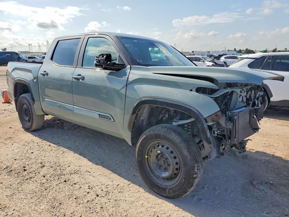 2026 Toyota Tundra Platinum HV