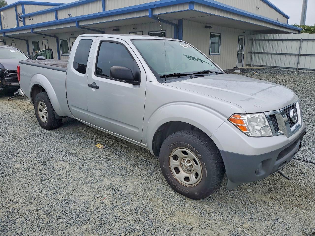 2013 Nissan Frontier S