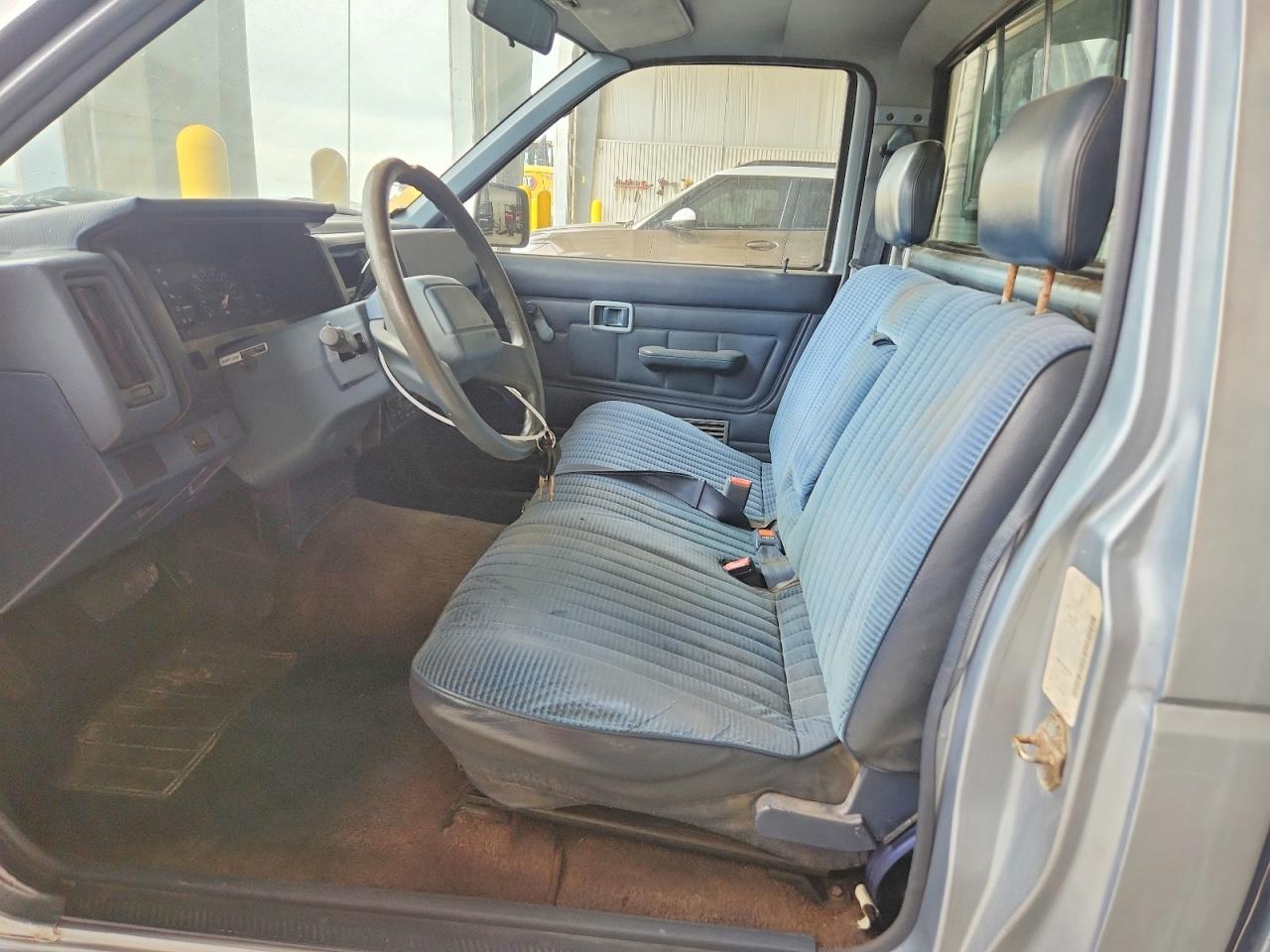 1992 Nissan Truck Base