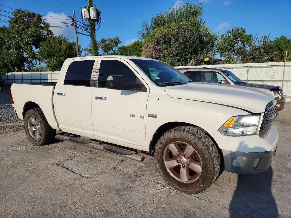 2016 Dodge RAM 1500 SLT