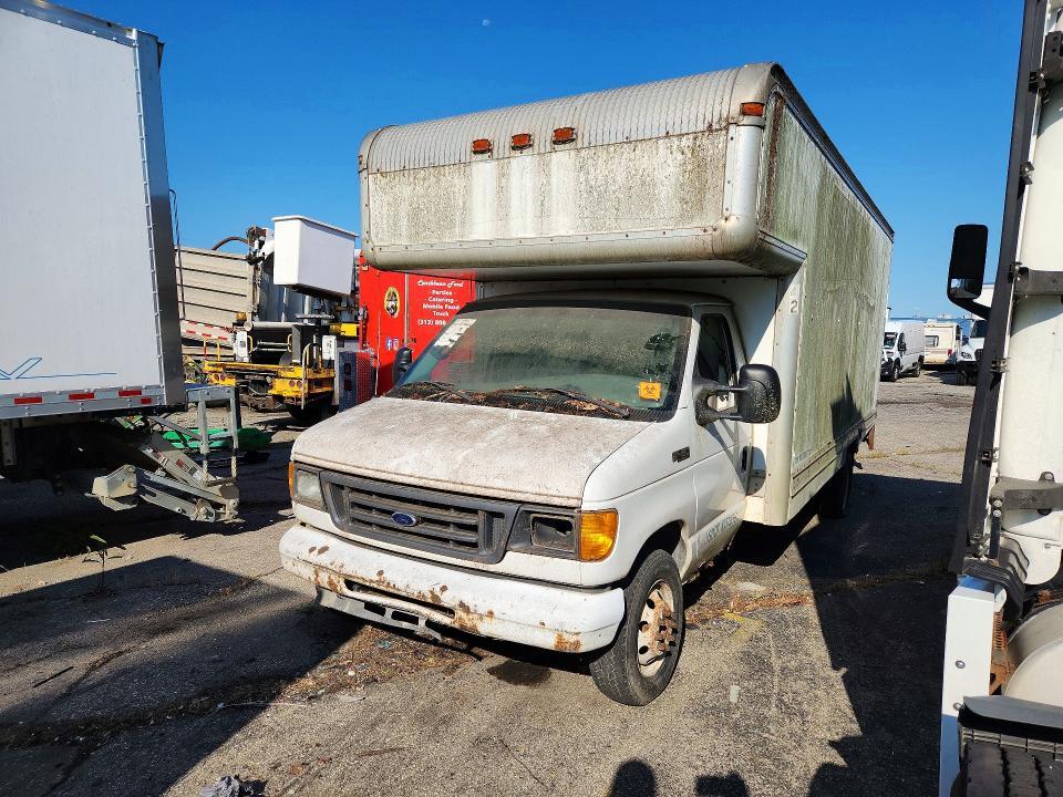 2004 Ford E450 BOX Truck