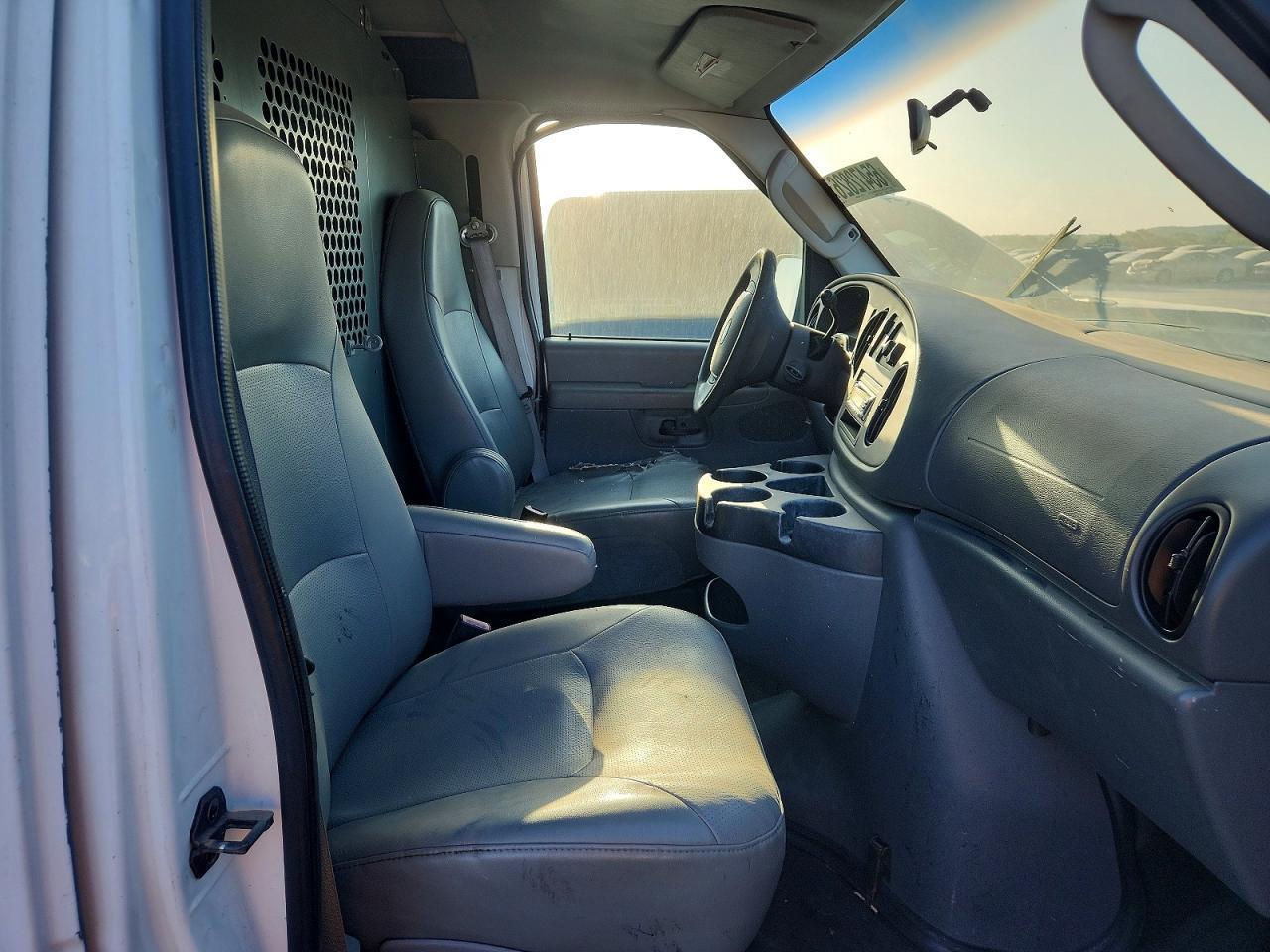 2008 Ford E350 Delivery Van