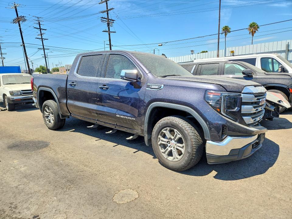 2022 GMC Sierra K1500 SLE