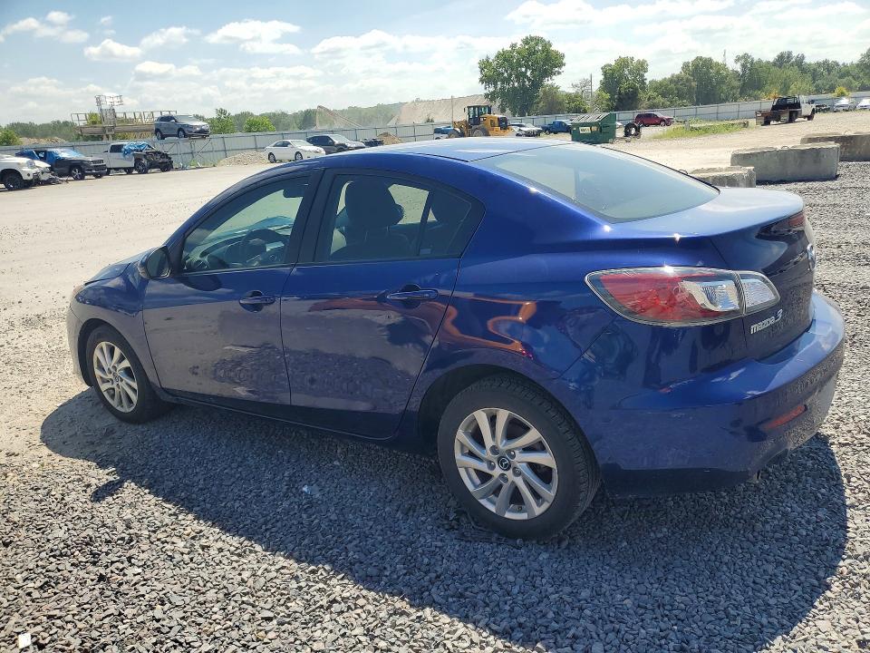 2013 Mazda 3 I