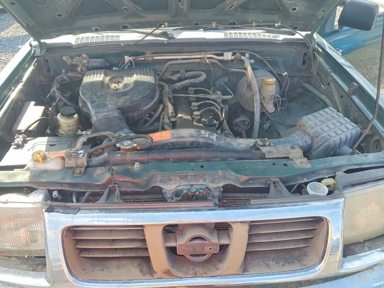 2000 Nissan Frontier XE
