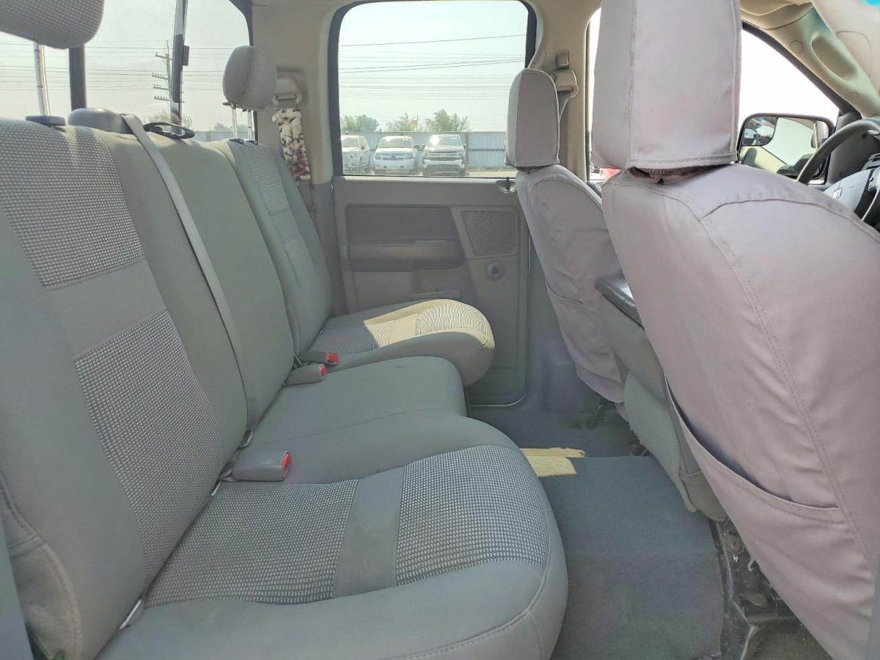 2006 Dodge RAM 2500 ST