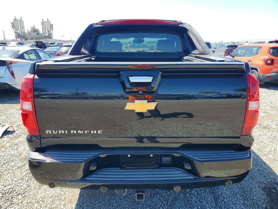 2013 Chevrolet Avalanche LTZ