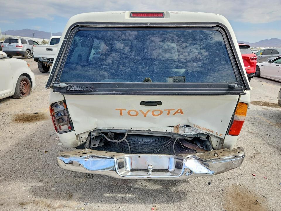 1995 Toyota Tacoma Base