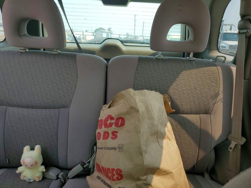 2004 Toyota Rav4 Base
