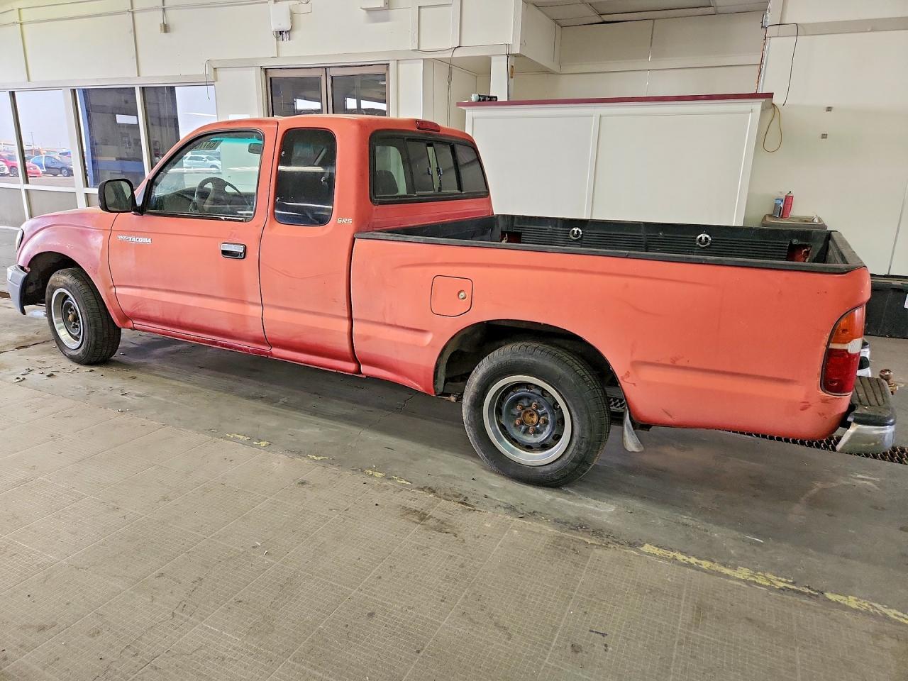 2000 Toyota Tacoma Base