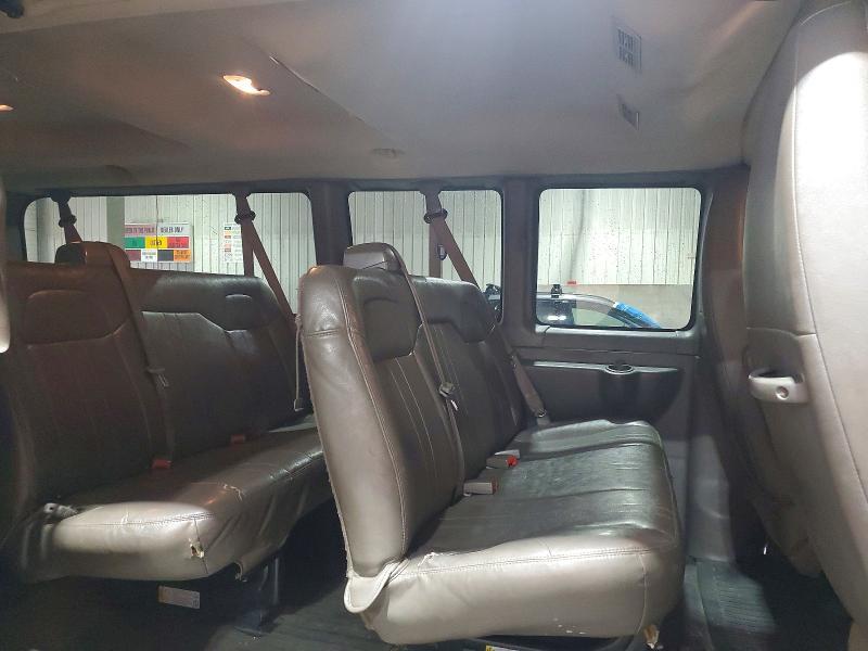 2011 Chevrolet Express G3500 LS