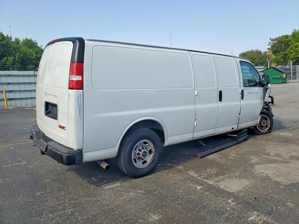 2016 GMC Savana G2500