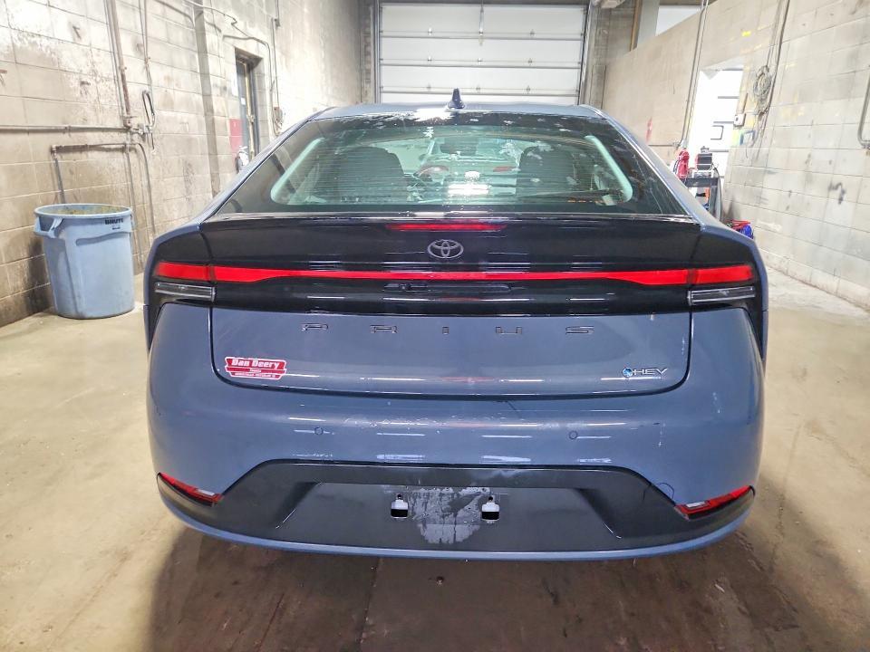 2023 Toyota Prius LE