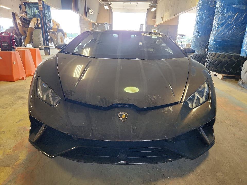 2018 Lamborghini Huracan Performante