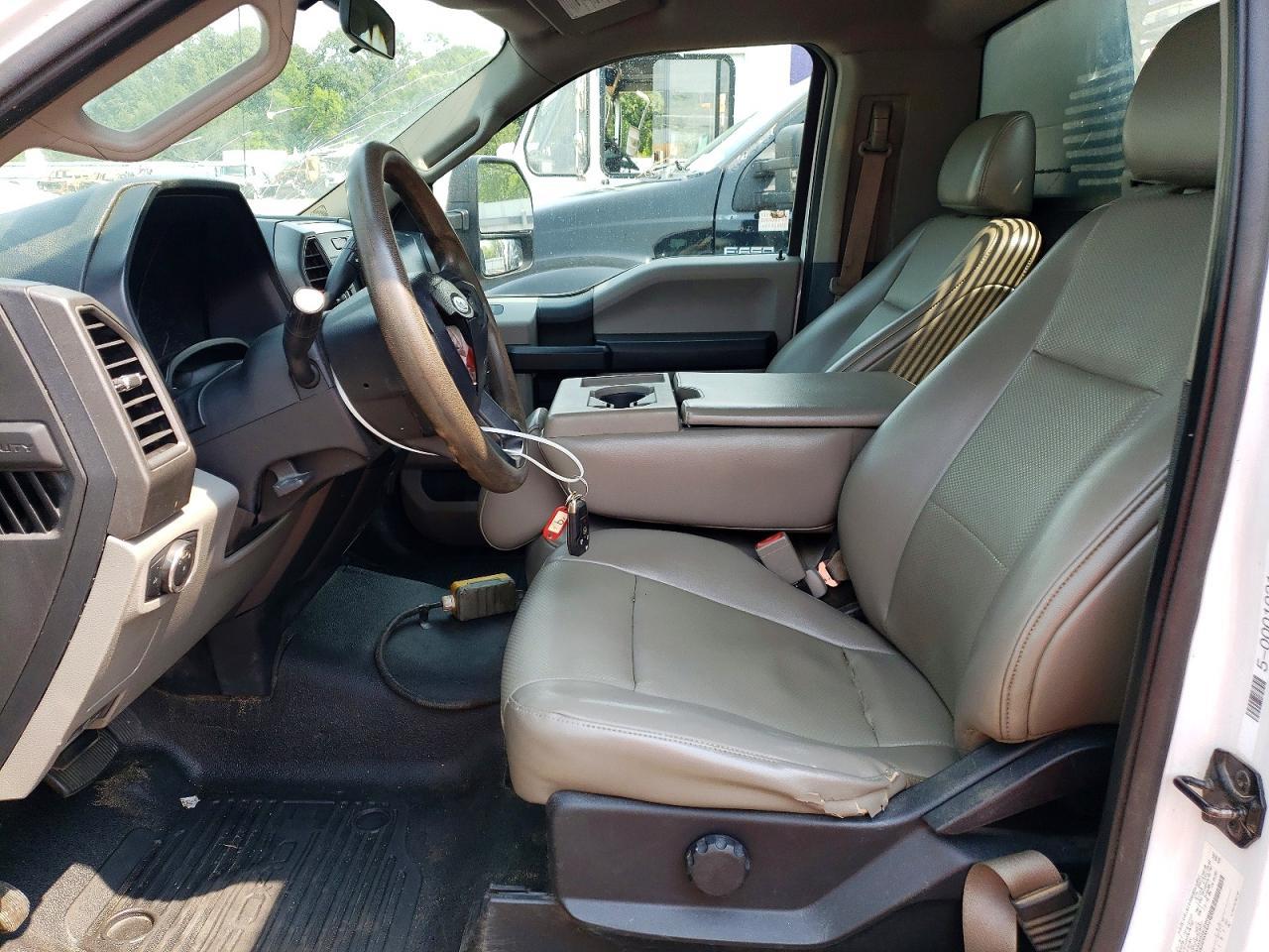 2019 Ford F550 Super Duty Dump Truck