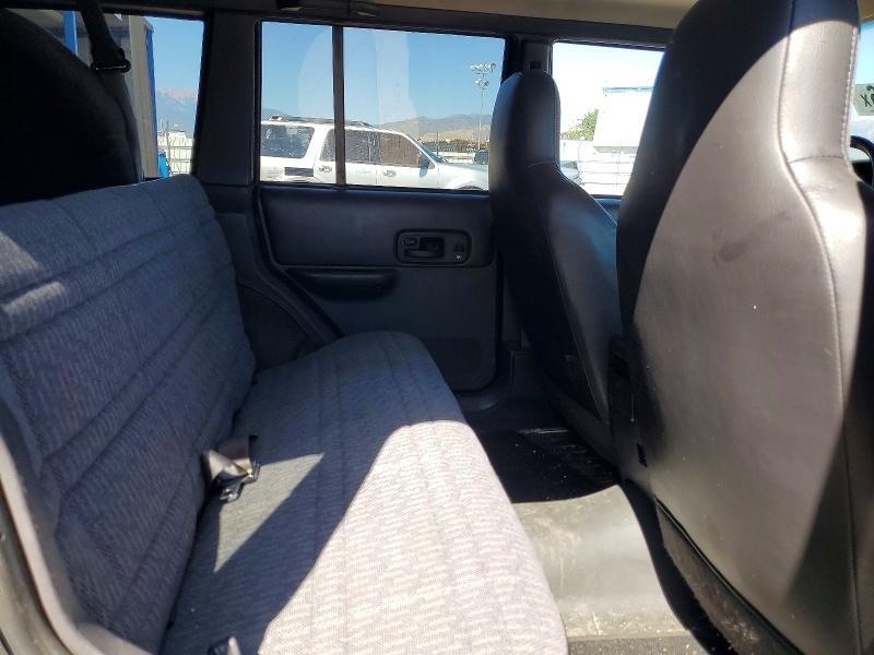 2000 Jeep Cherokee Sport