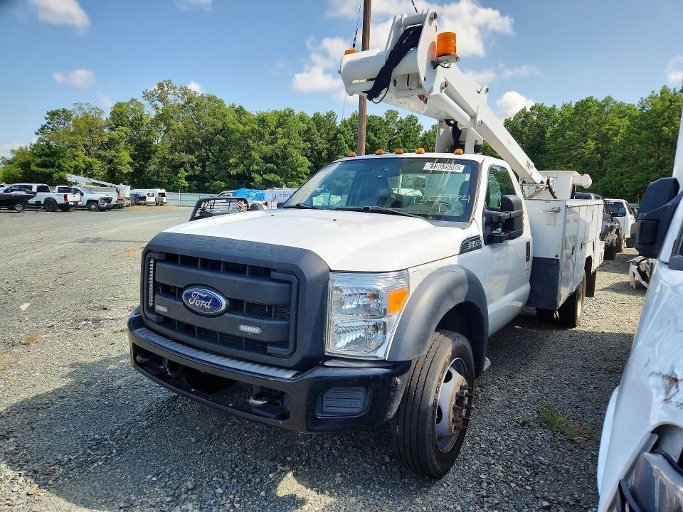 2014 Ford F450 Super Duty Bucket Truck