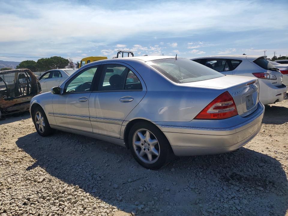 2004 Mercedes-Benz C 320