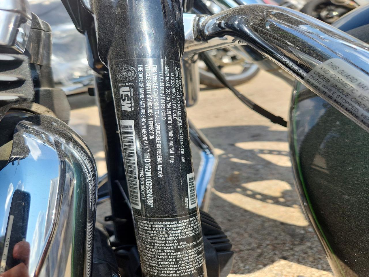2016 Harley-Davidson FLD Switchback