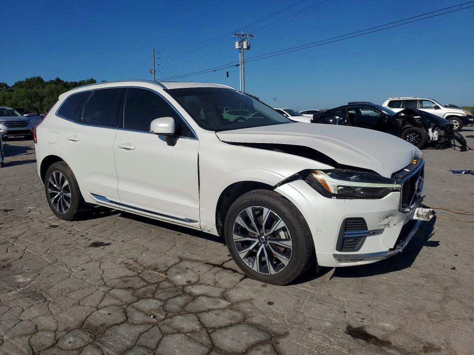2023 Volvo Xc60 Plus