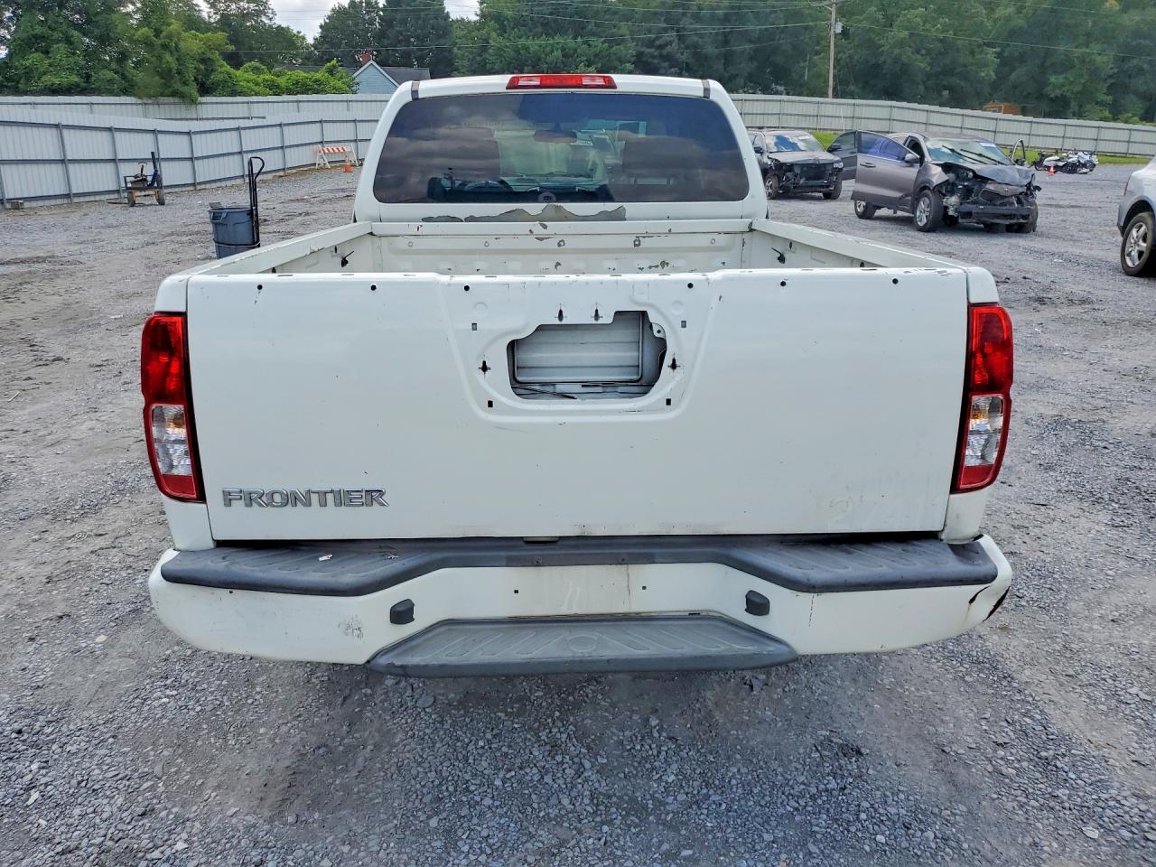 2017 Nissan Frontier S