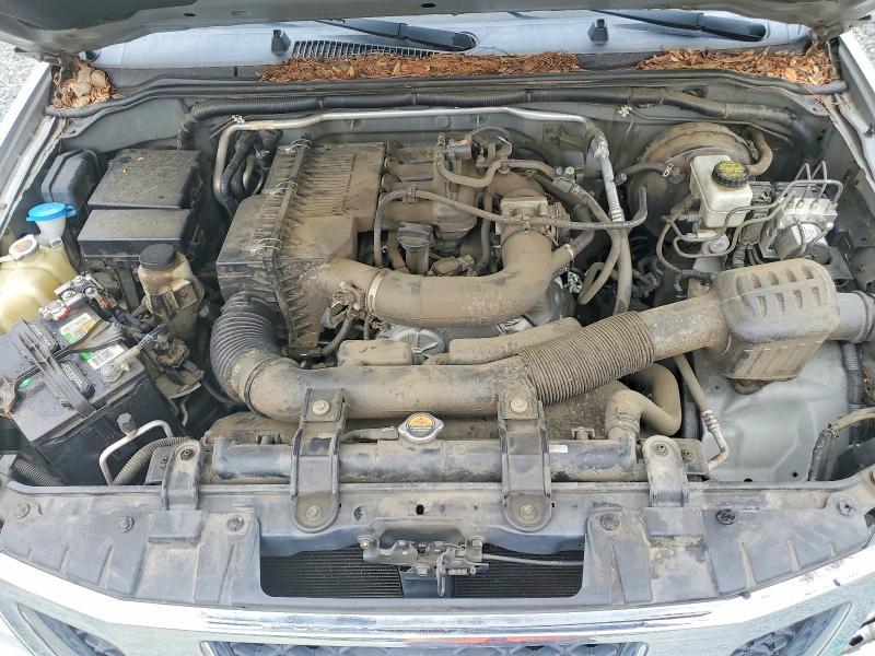 2013 Nissan Frontier S
