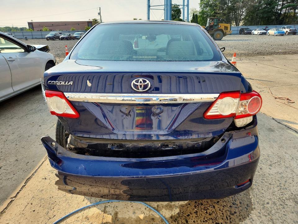 2012 Toyota Corolla l