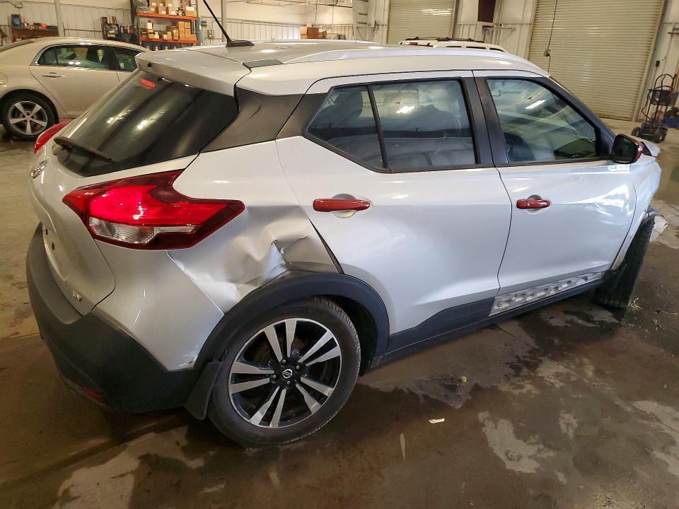 2018 Nissan Kicks SV