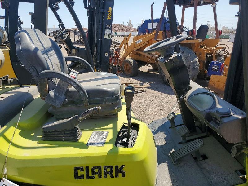 2022 Clark Forklift